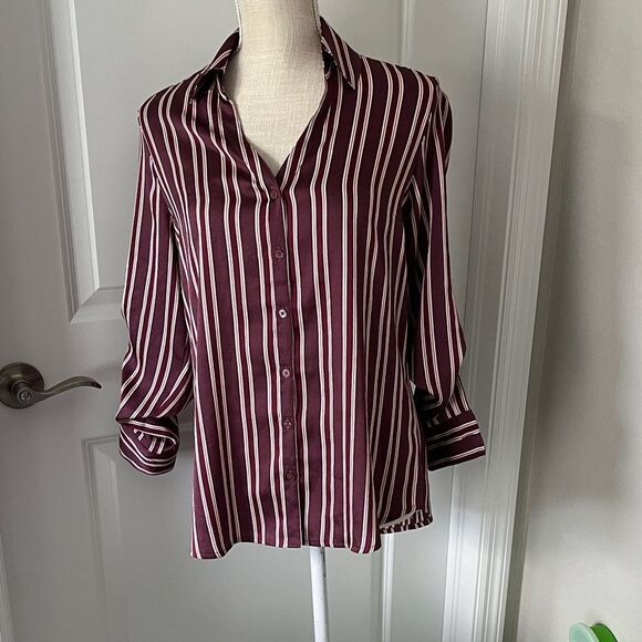 Express Shades of Burgundy ,Pink &White Striped Button Up Roll Tab Sleeves  SZ M - Picture 1 of 7